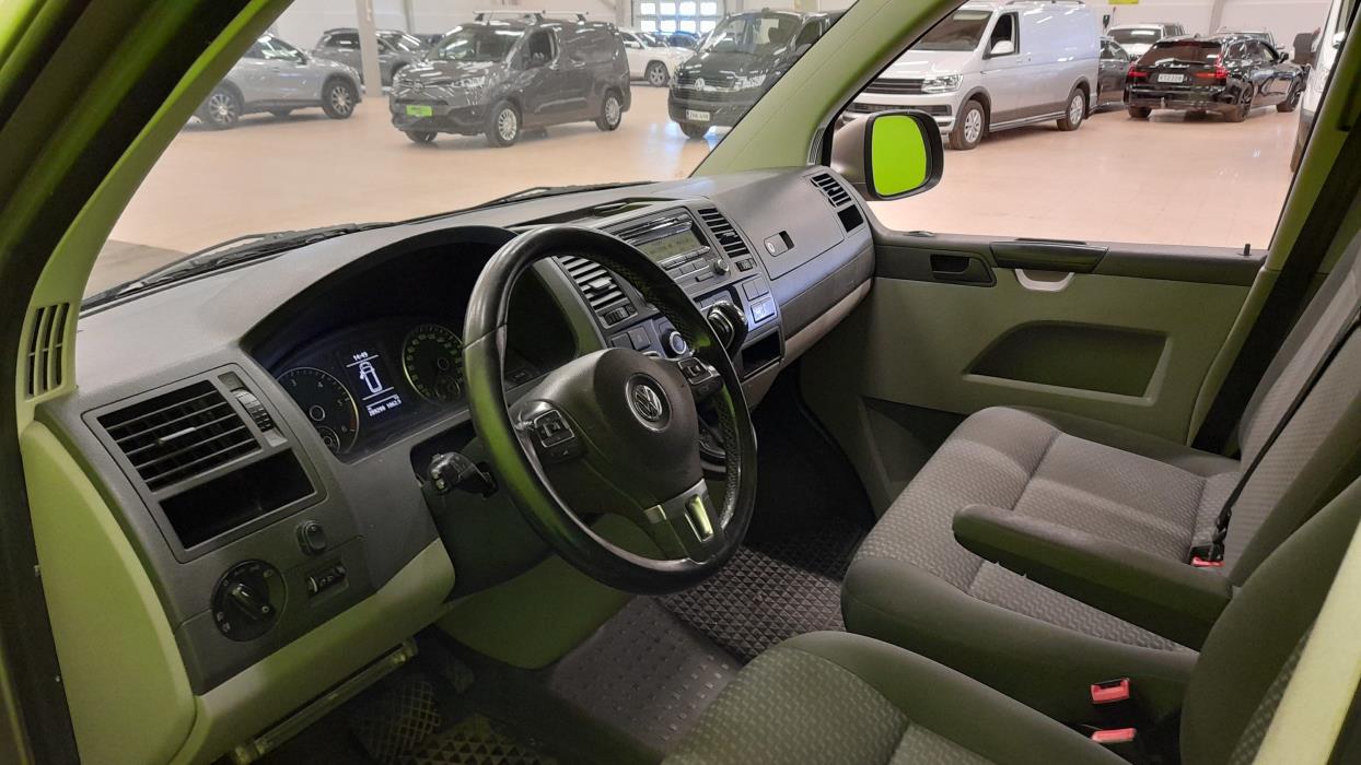Volkswagen Transporter 2011