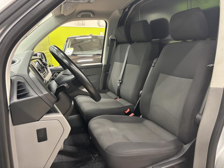 Volkswagen Transporter 2021