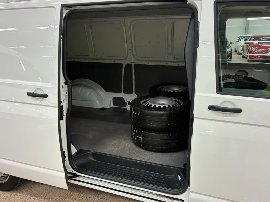 Volkswagen Transporter 2021