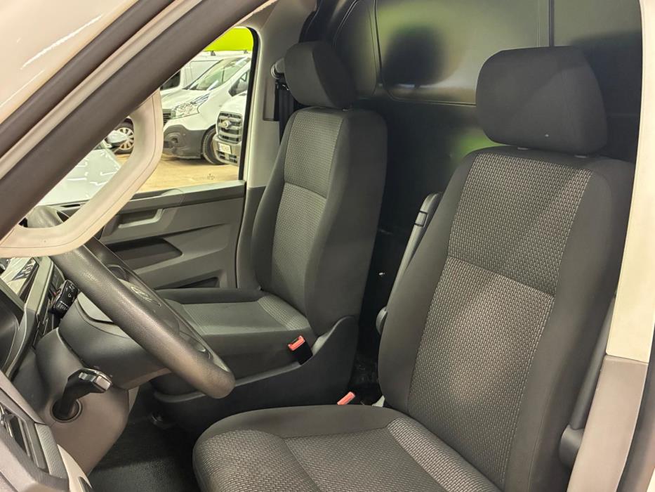 Volkswagen Transporter 2021