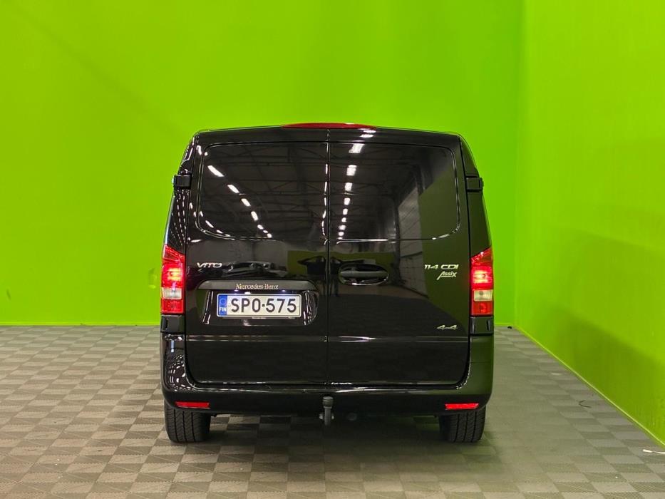 Mercedes-Benz Vito 2023