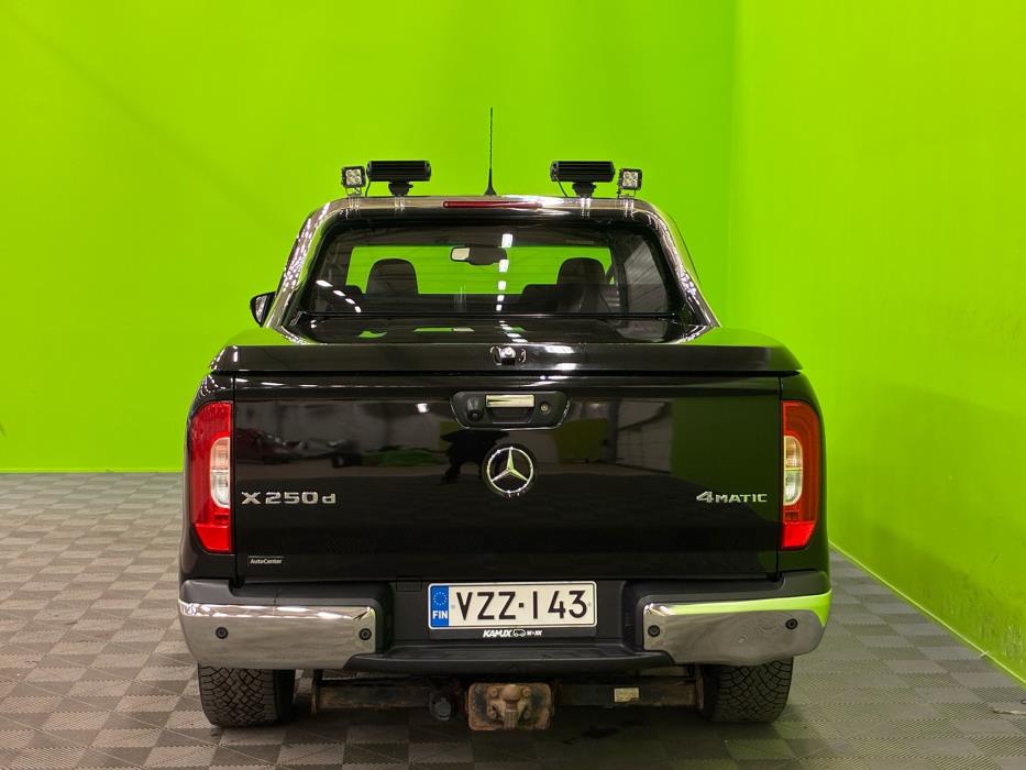 Mercedes-Benz X 2018