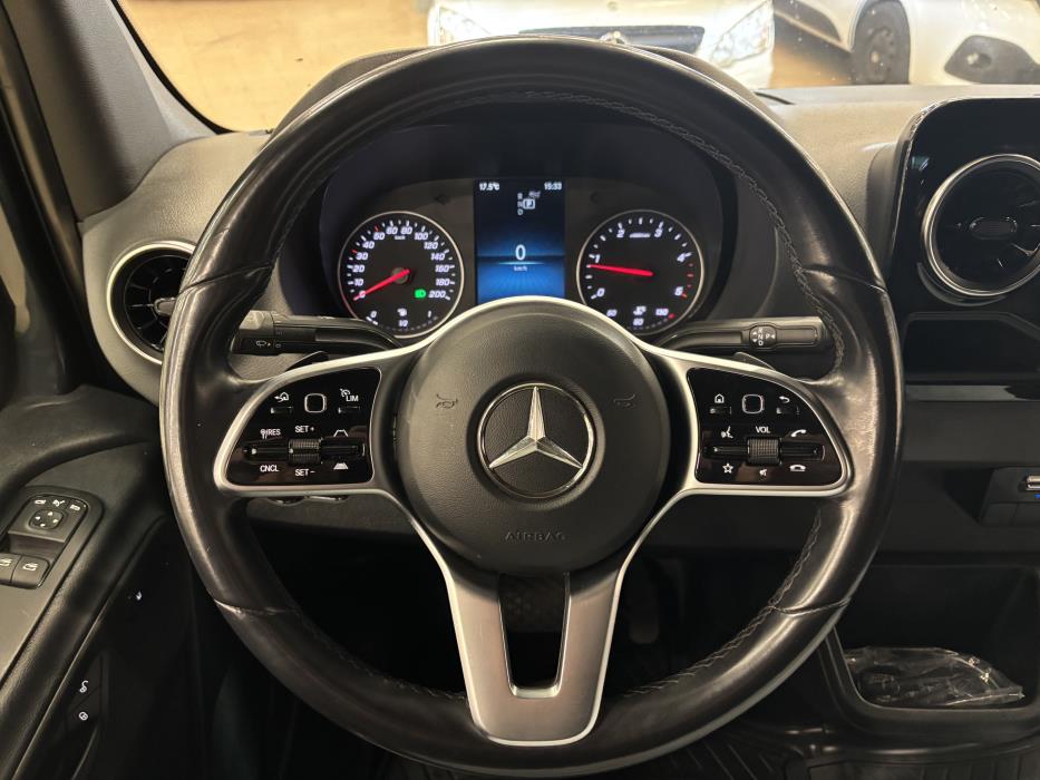 Mercedes-Benz Sprinter 2021