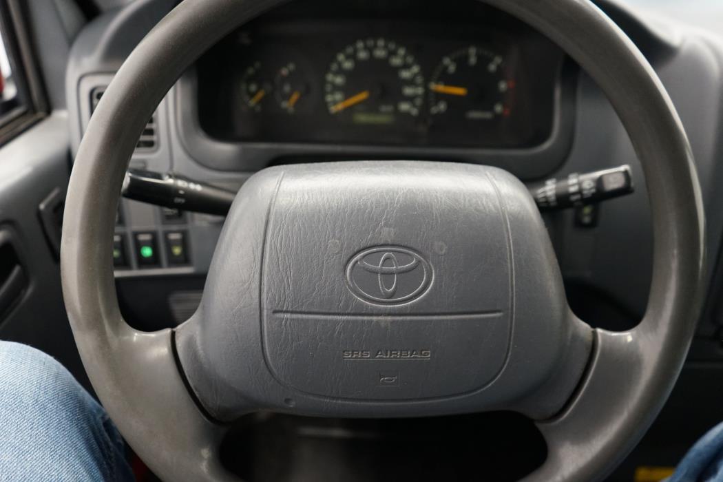 Toyota Hiace 2003