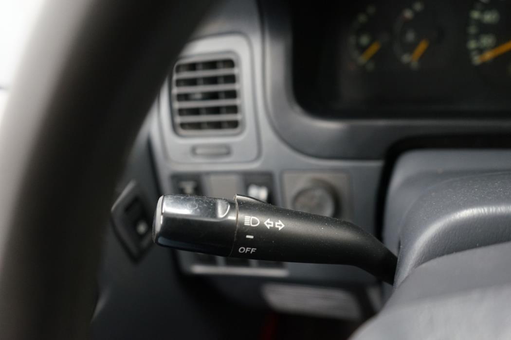 Toyota Hiace 2003