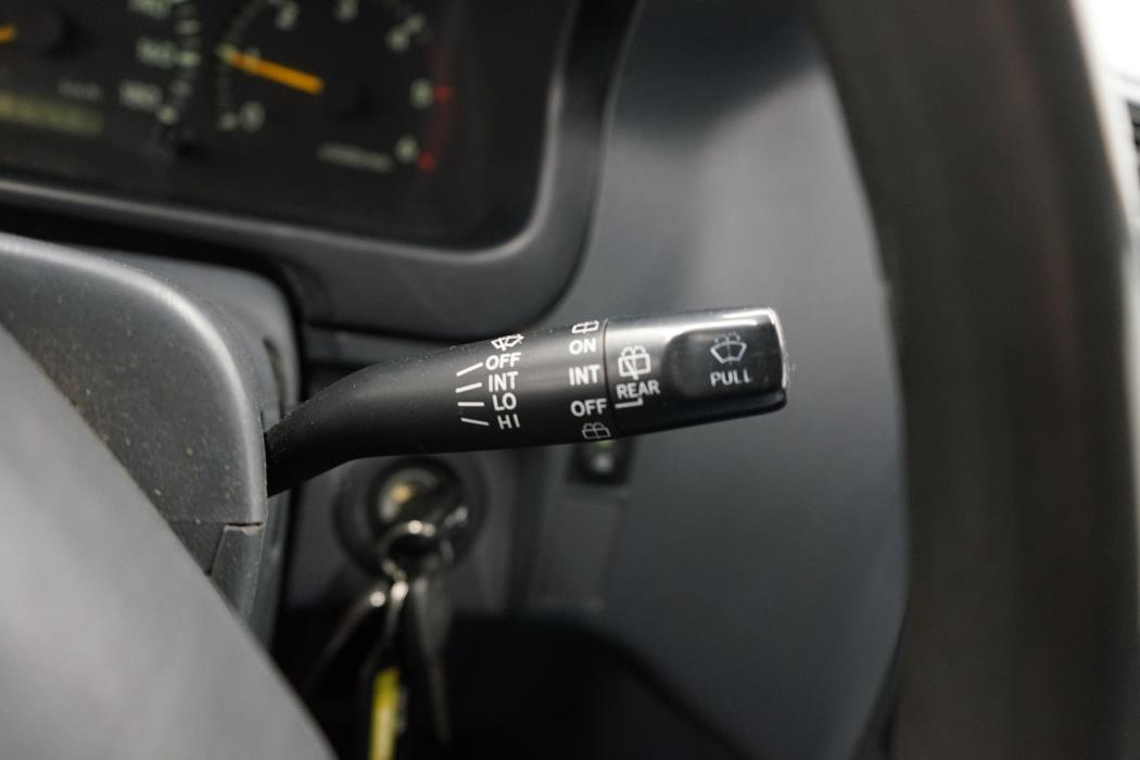 Toyota Hiace 2003