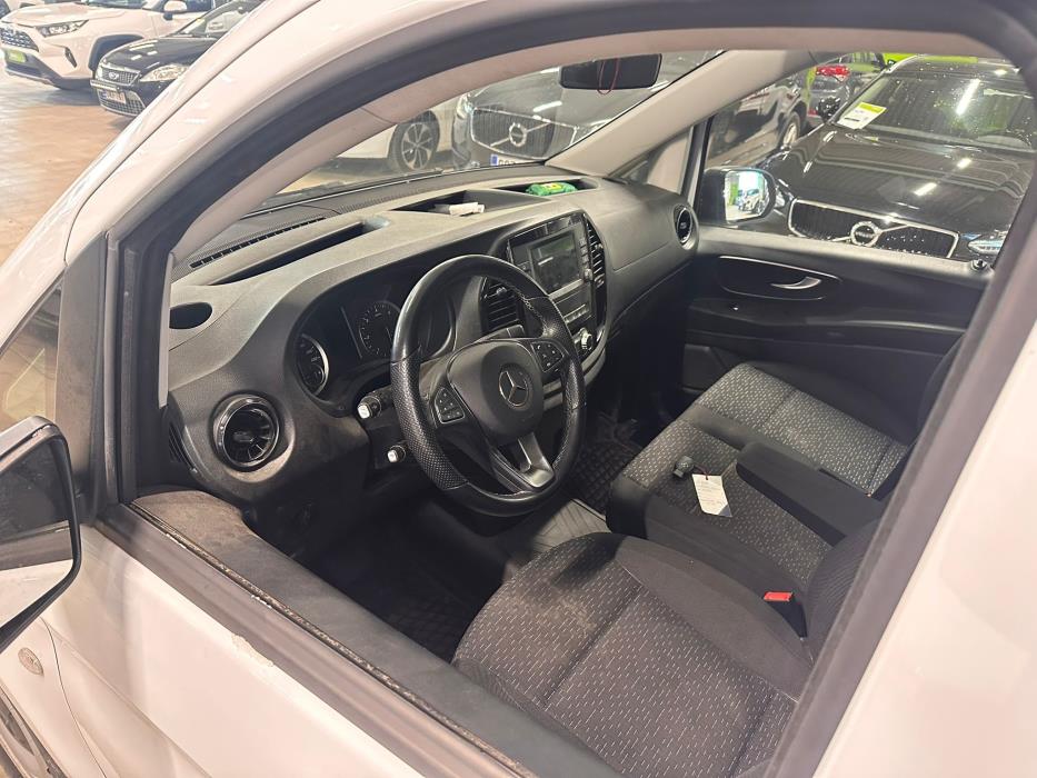 Mercedes-Benz Vito 2023