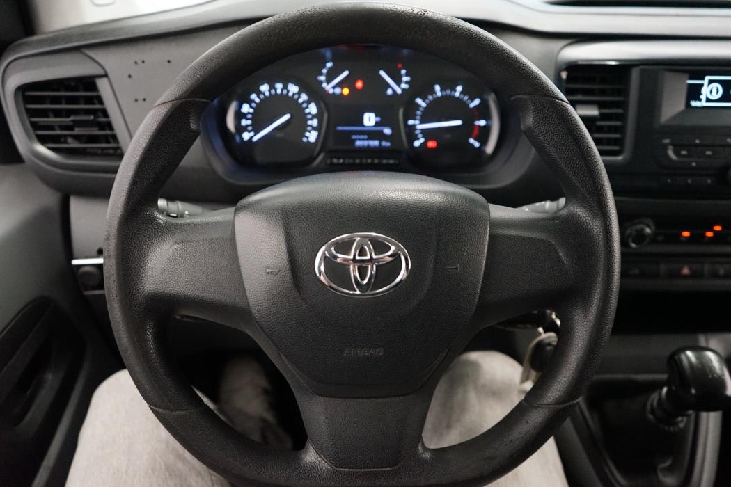 Toyota Proace 2017