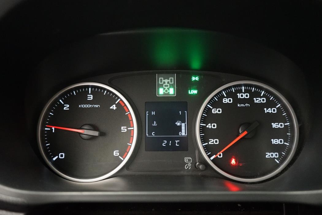 Mitsubishi L200 2015