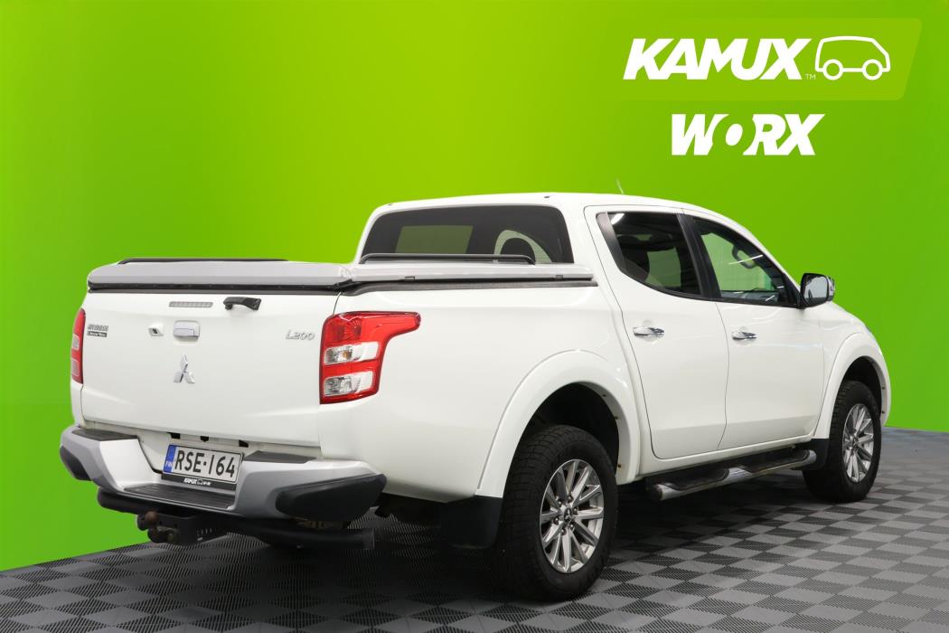 Mitsubishi L200 2015