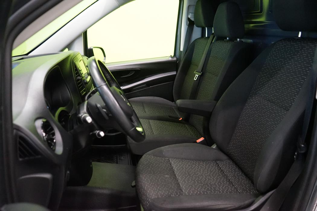 Mercedes-Benz Vito 2023