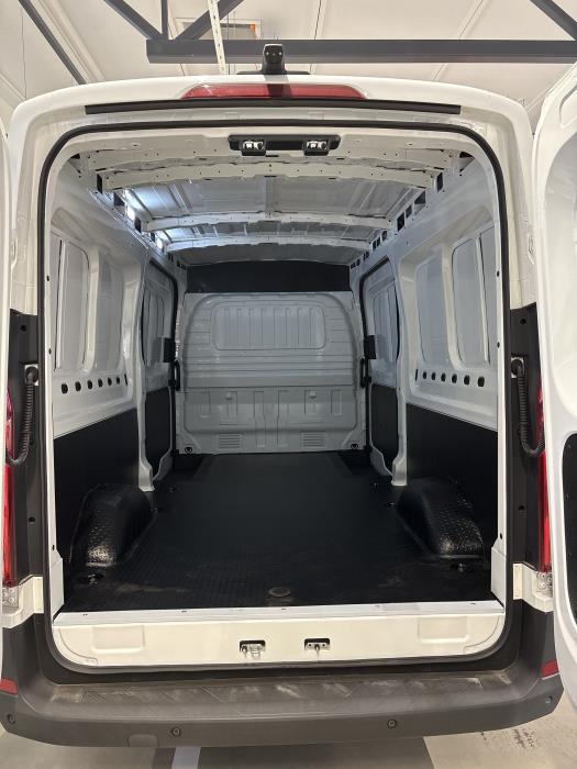 Maxus e-Deliver 9 2025