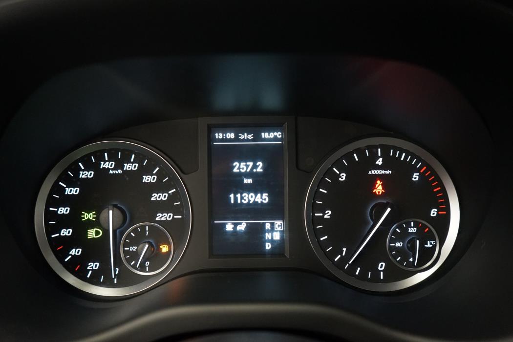 Mercedes-Benz Vito 2023