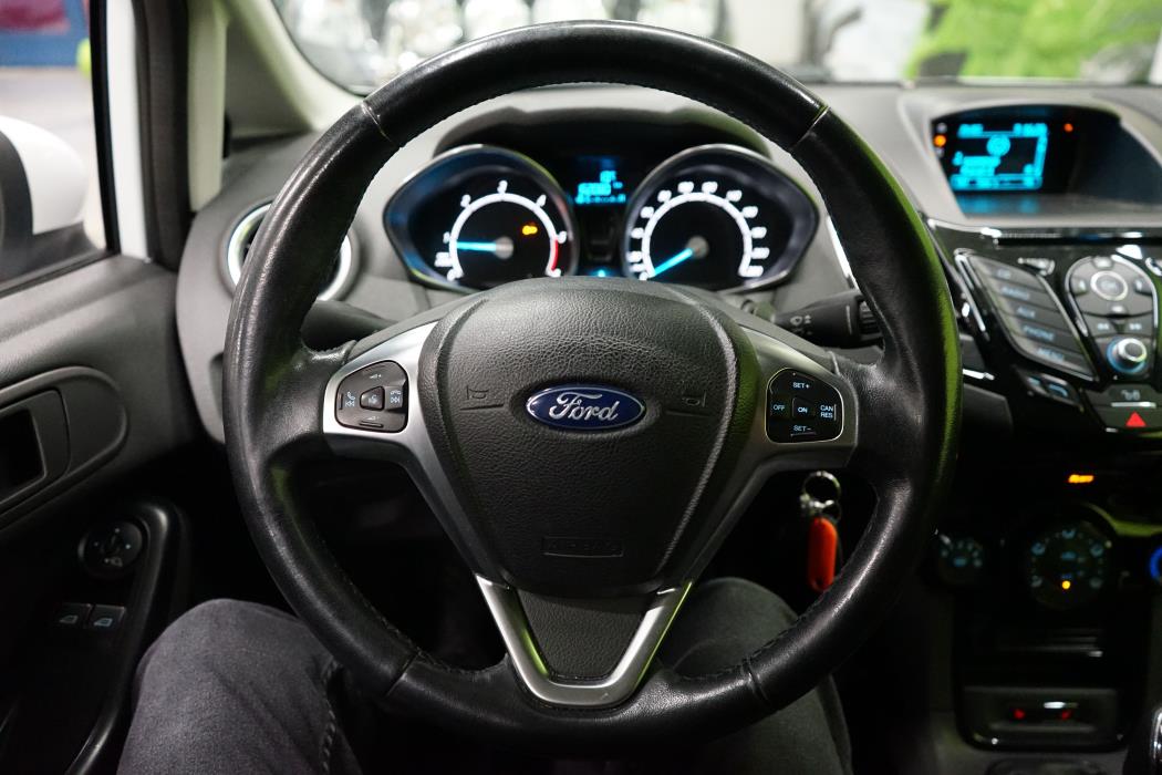 Ford Fiesta Van 2016