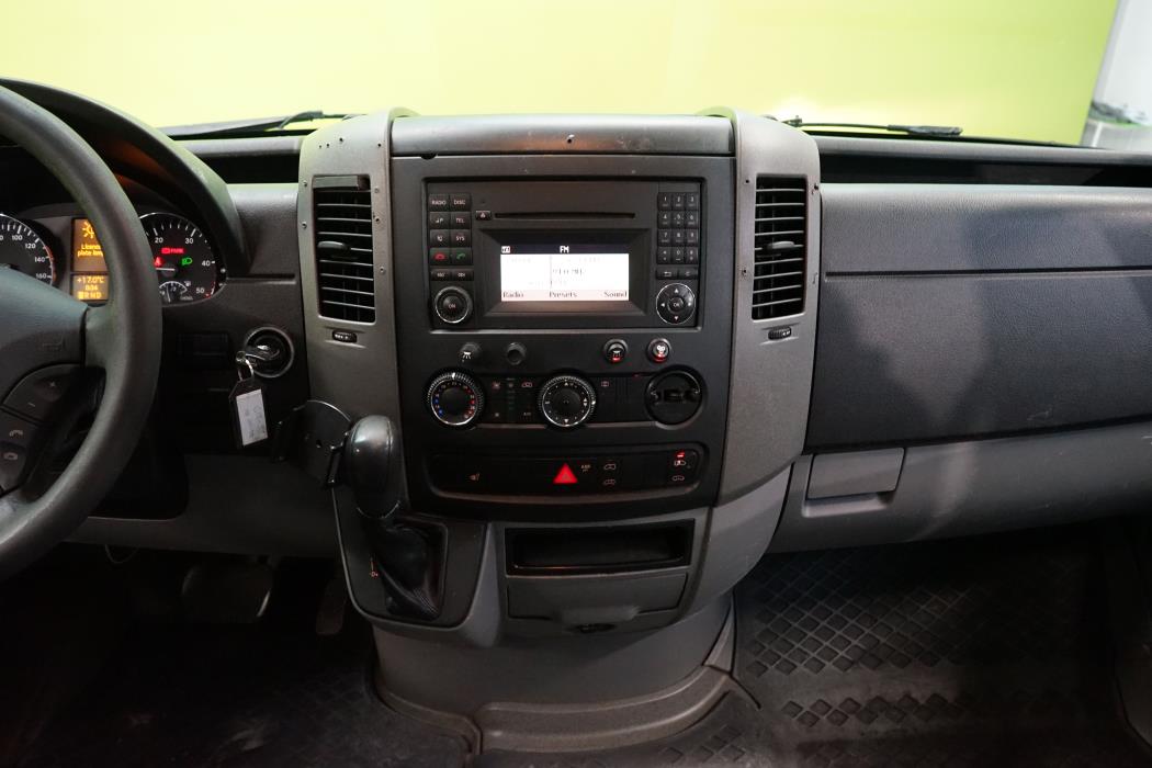 Mercedes-Benz Sprinter 2012