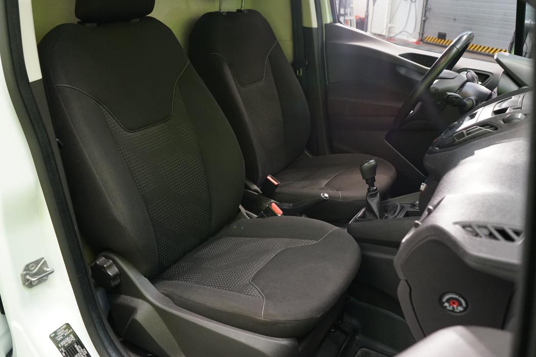 Ford Transit Courier 2019