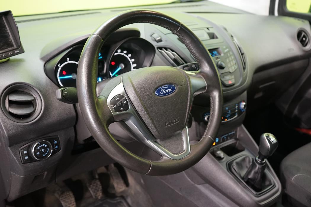 Ford Transit Courier 2019