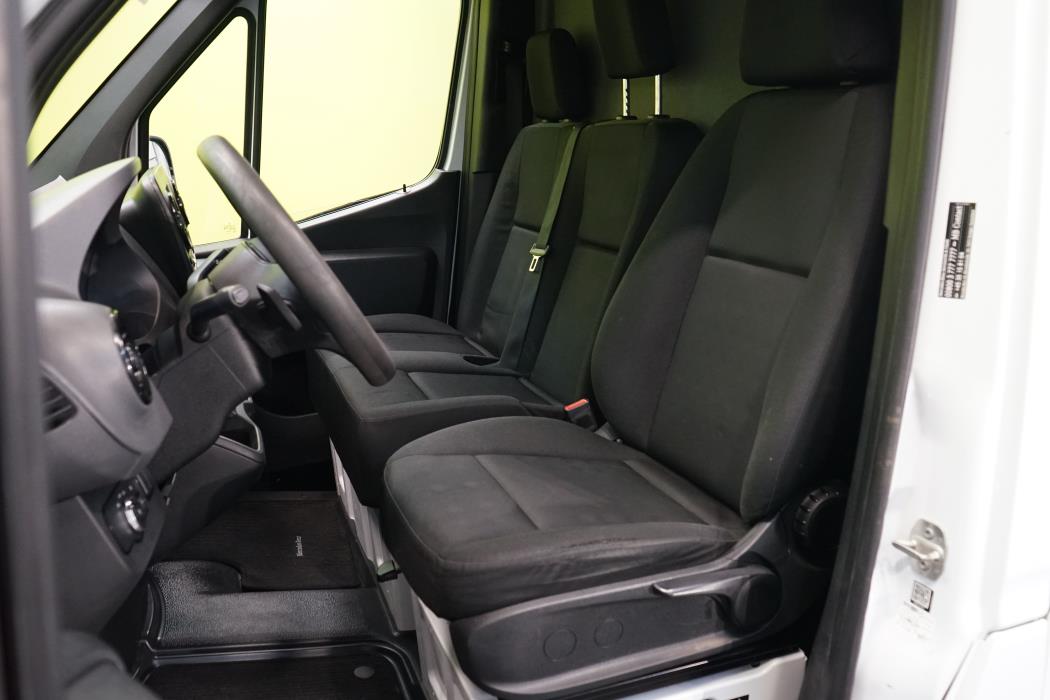 Mercedes-Benz Sprinter 2021