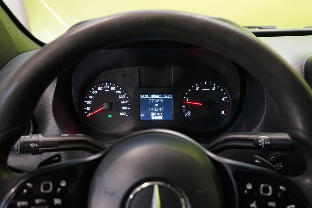 Mercedes-Benz Sprinter 2021