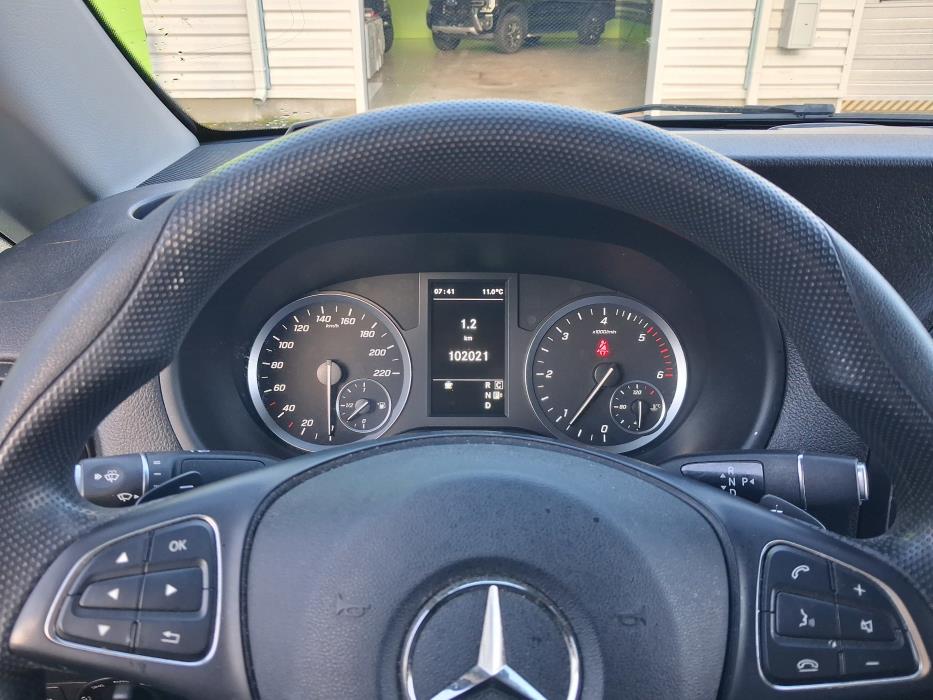 Mercedes-Benz Vito 2023