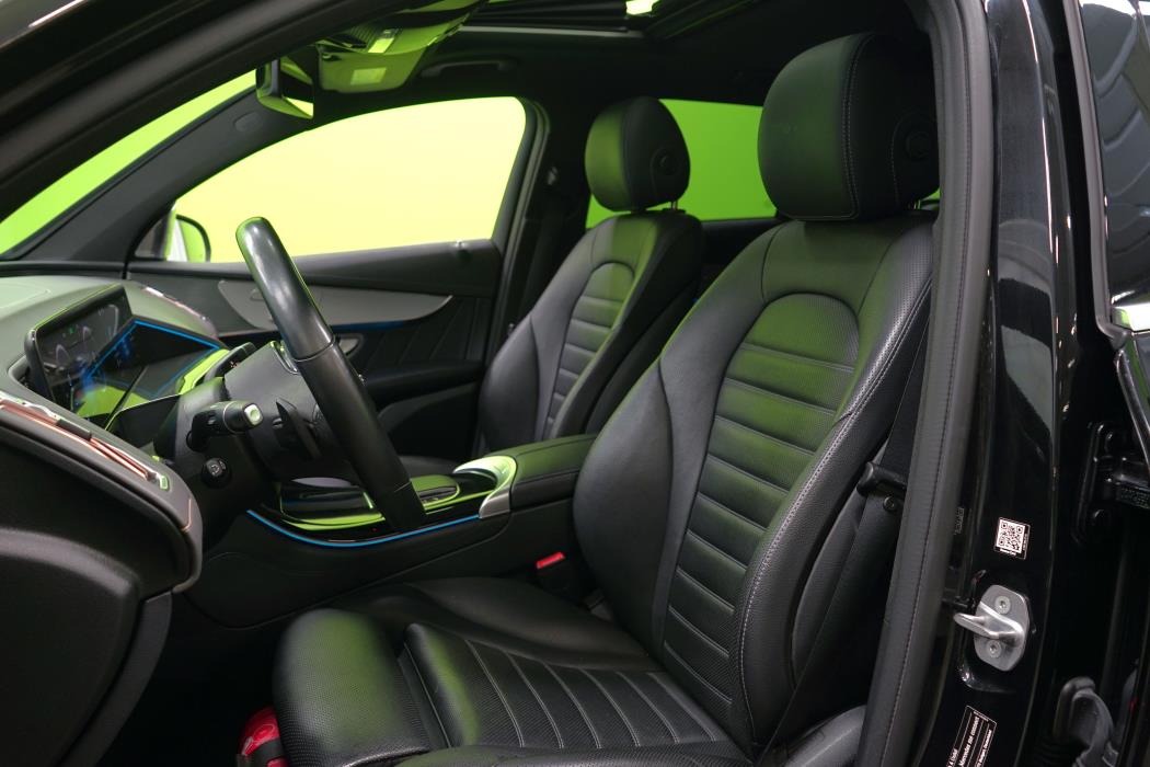 Mercedes-Benz EQC 2020