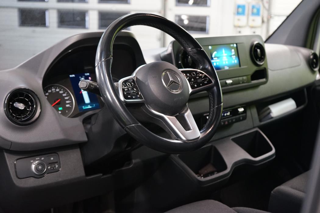 Mercedes-Benz Sprinter 2021
