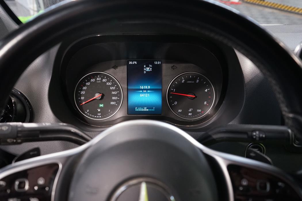 Mercedes-Benz Sprinter 2021