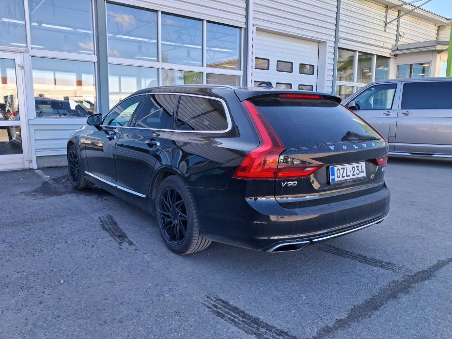Volvo V90 2017