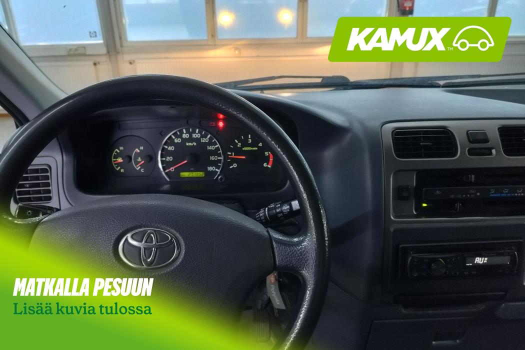 Toyota Hiace 2010