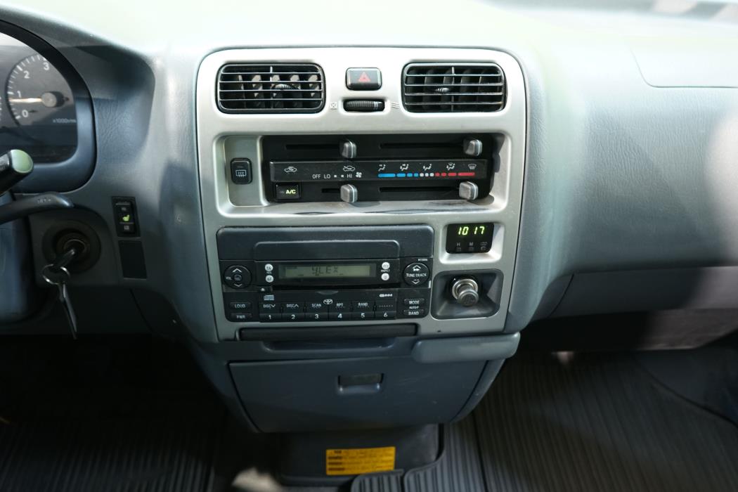 Toyota Hiace 2008