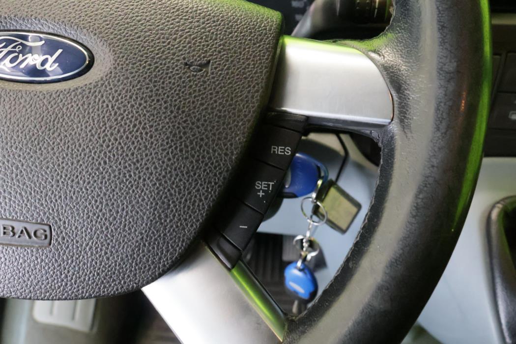 Ford Tourneo 2012