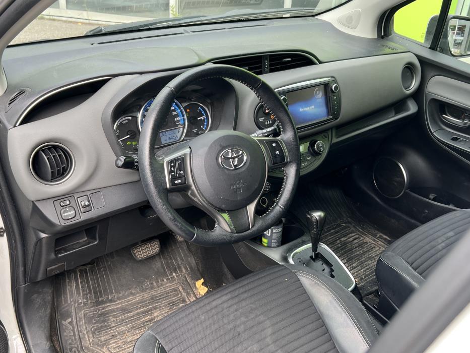 Toyota Yaris 2015