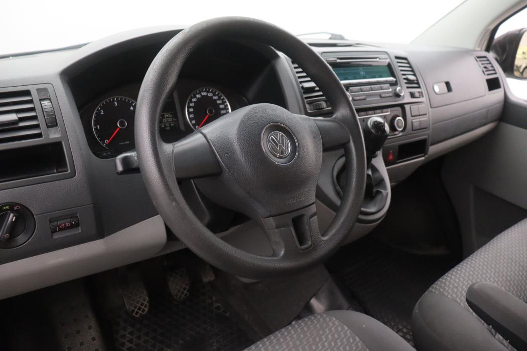 Volkswagen Caravelle 2012