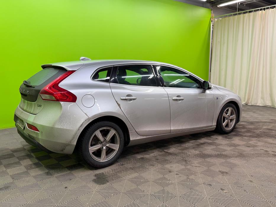 Volvo V40 2015
