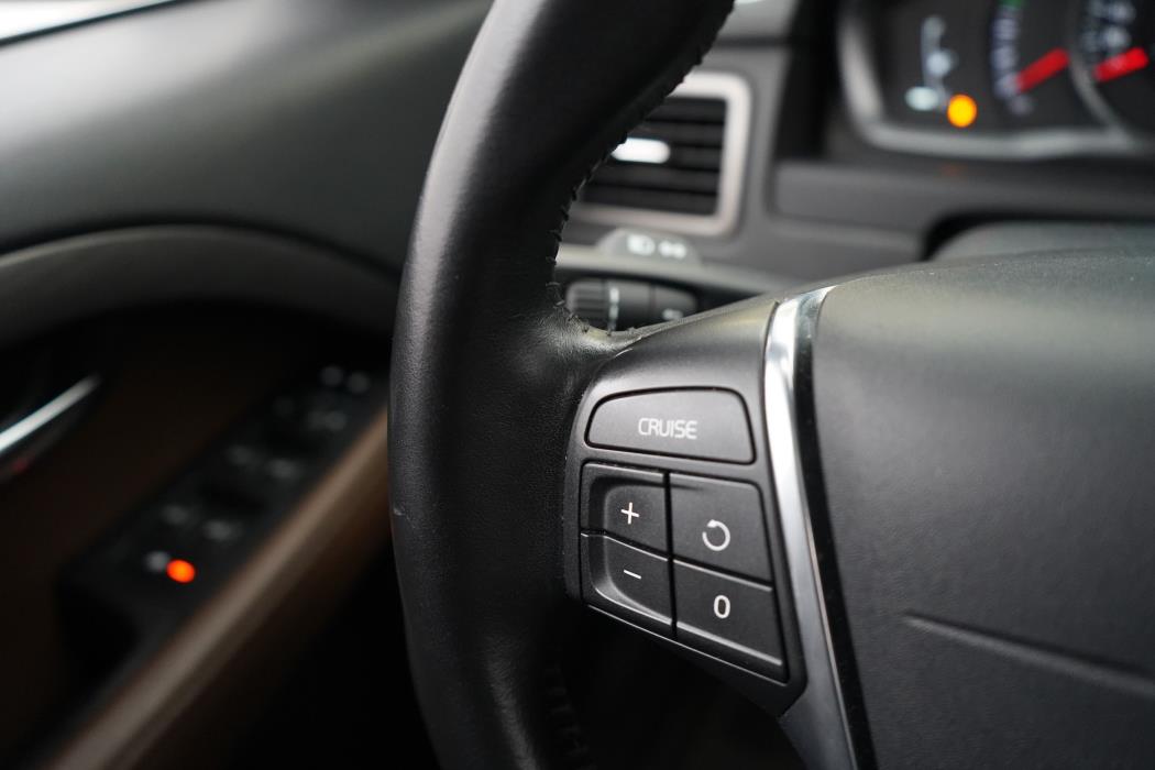Volvo XC70 2016