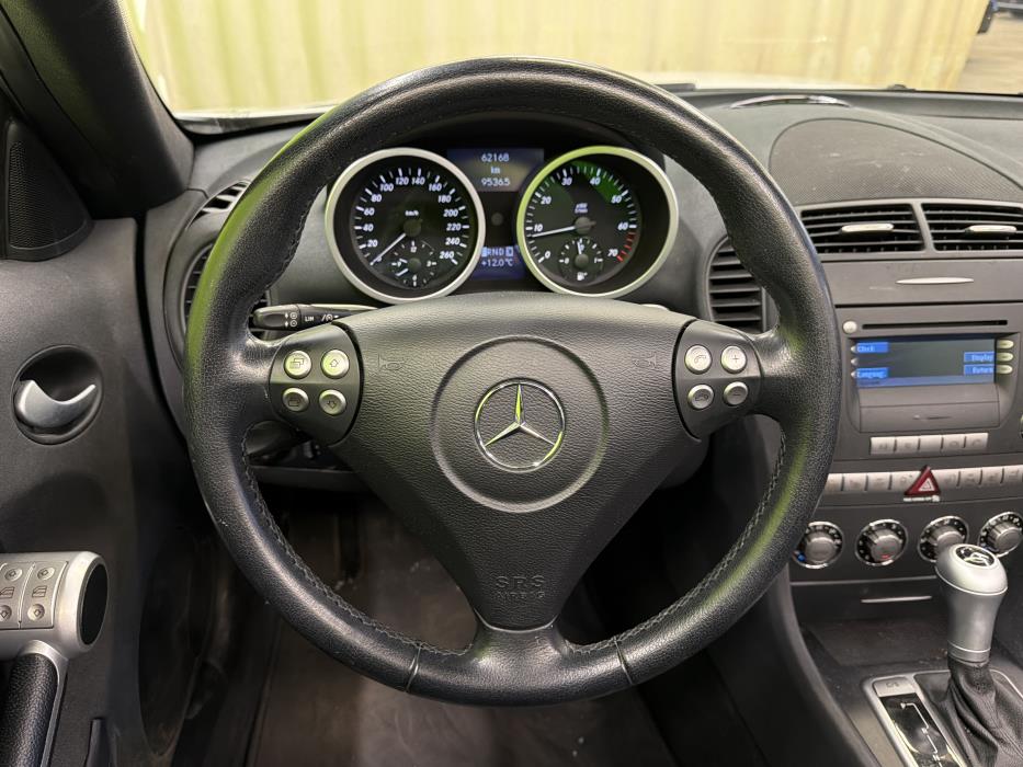 Mercedes-Benz SLK 2004