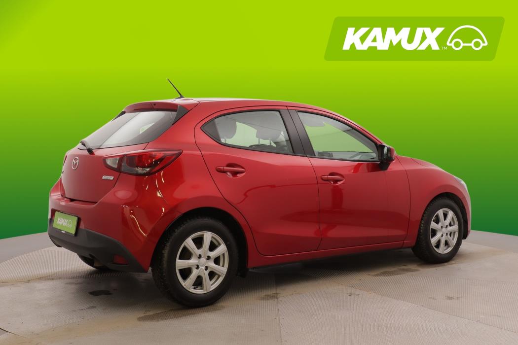 Mazda 2 2015