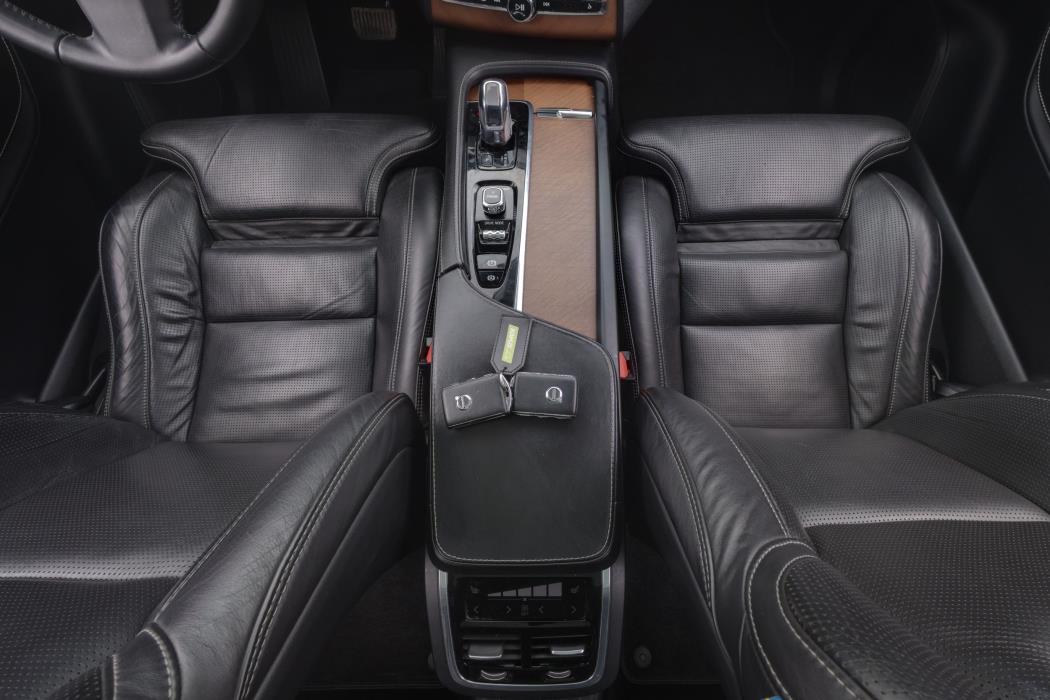 Volvo XC90 2016