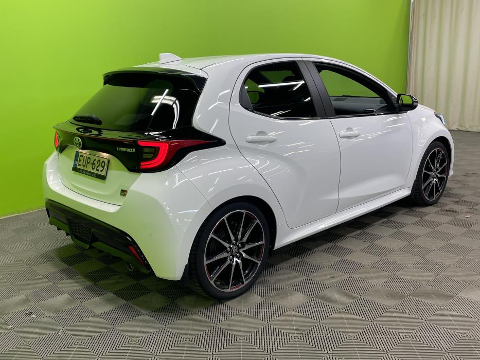 Toyota Yaris 2023