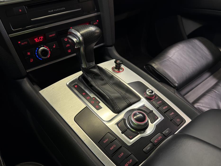 Audi Q7 2012
