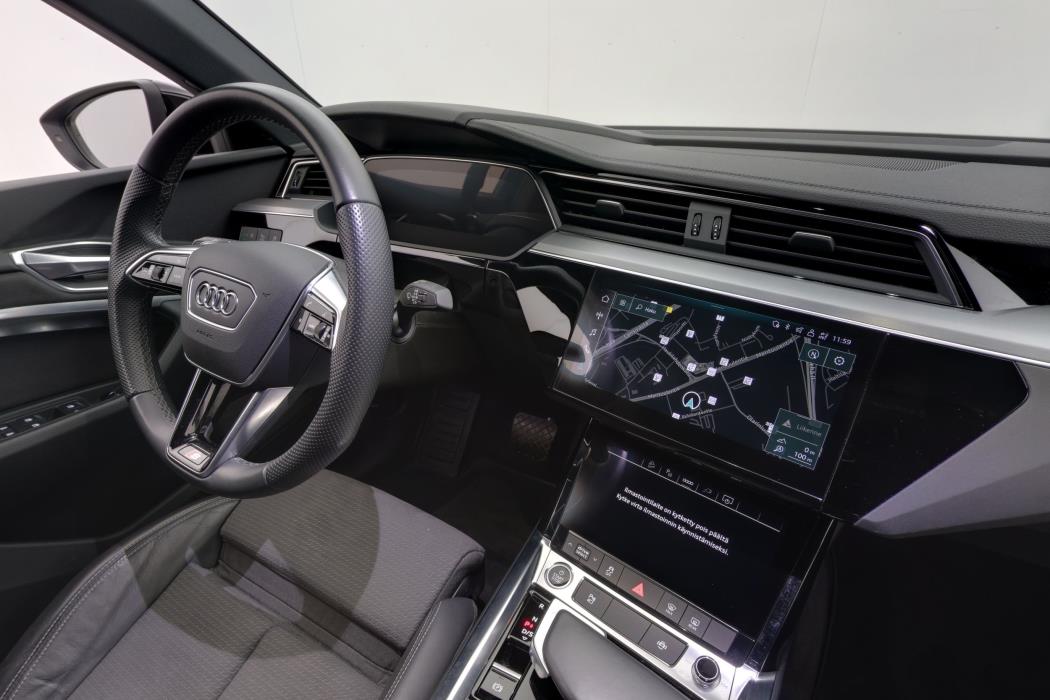 Audi e-tron 2021