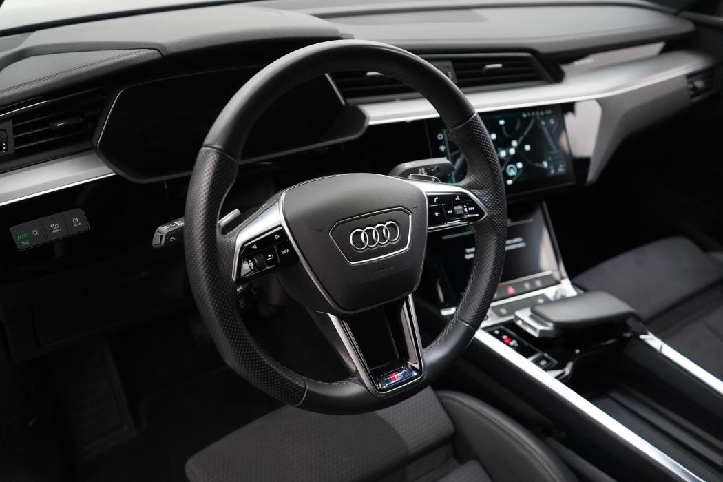 Audi e-tron 2021