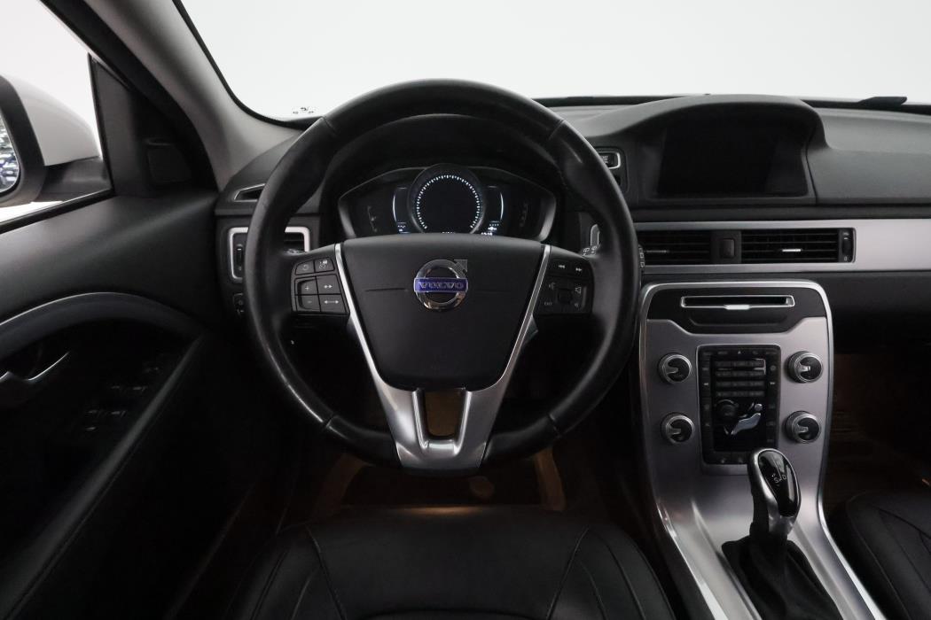 Volvo V70 2016