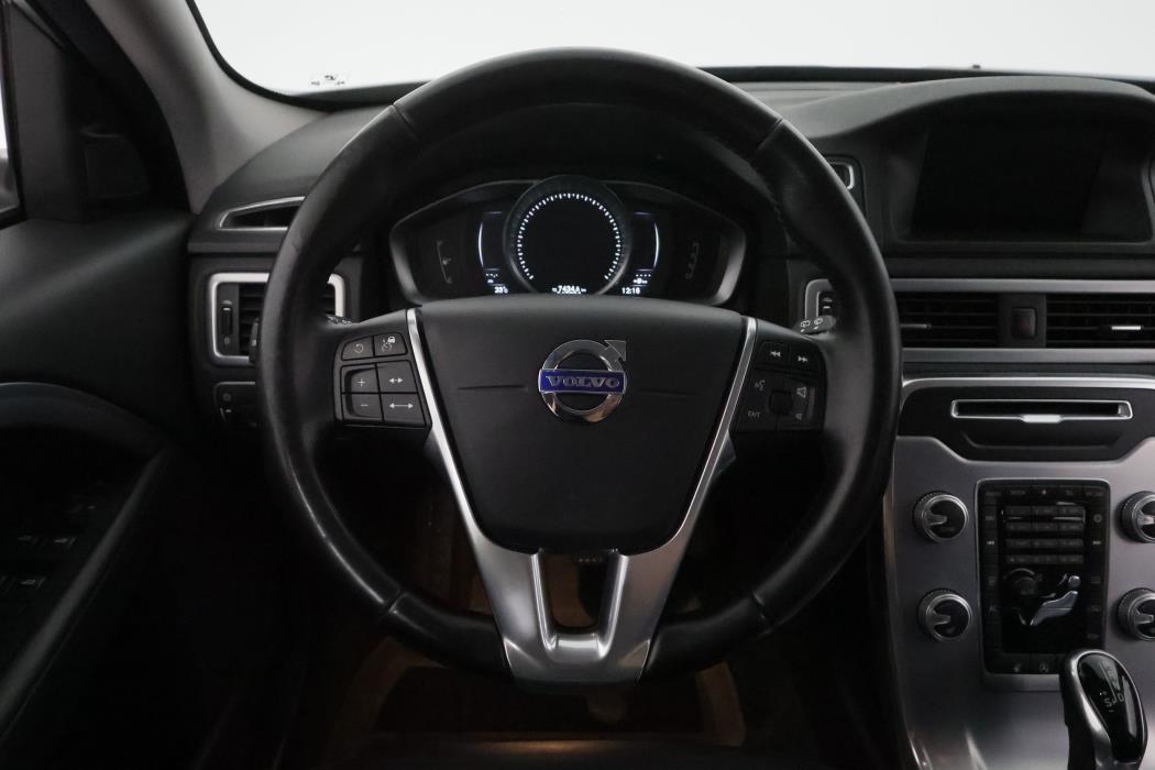 Volvo V70 2016