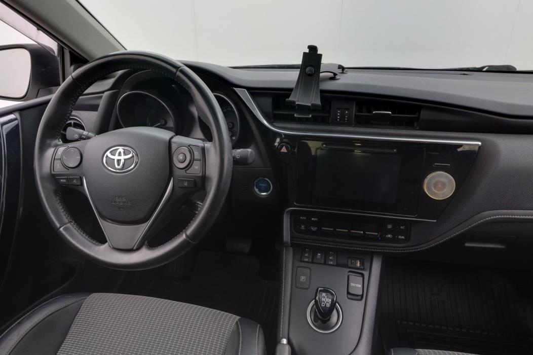 Toyota Auris 2016