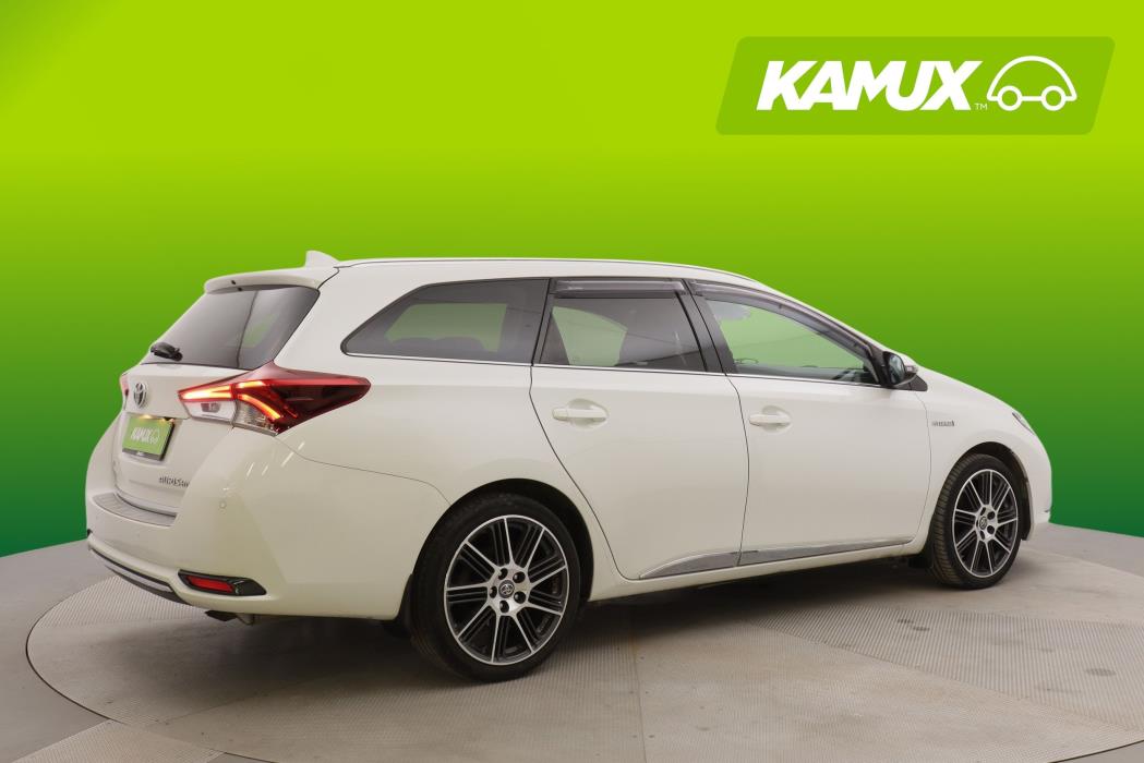 Toyota Auris 2016