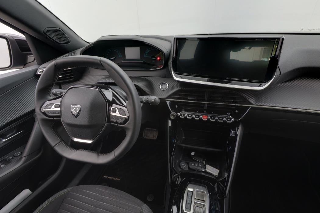 Peugeot e-2008 2024