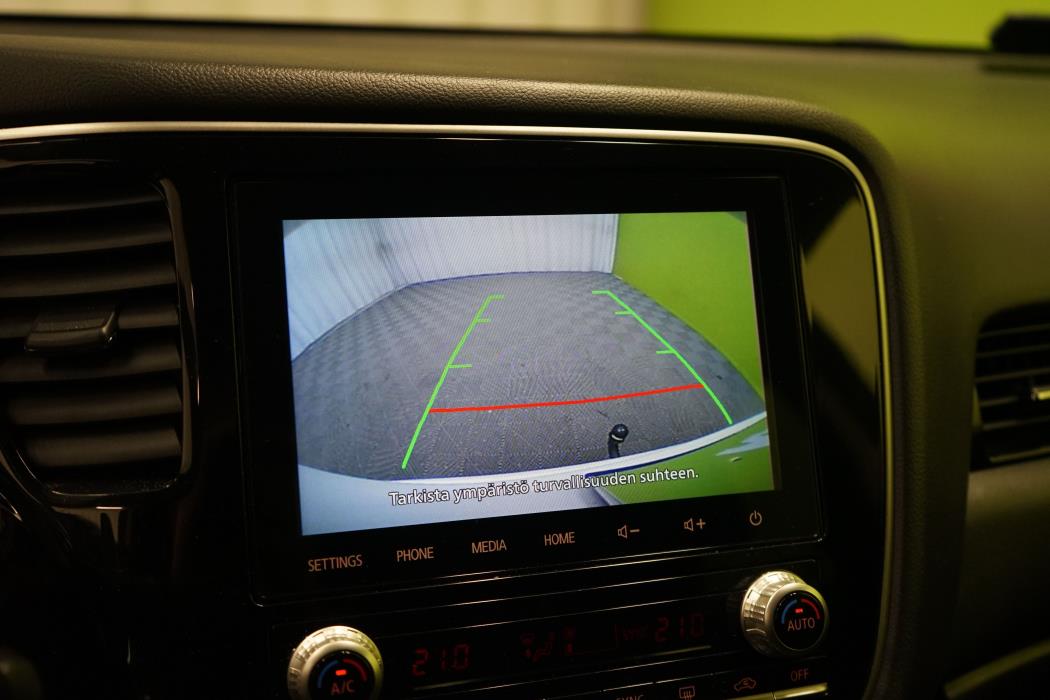 Mitsubishi Outlander PHEV 2020