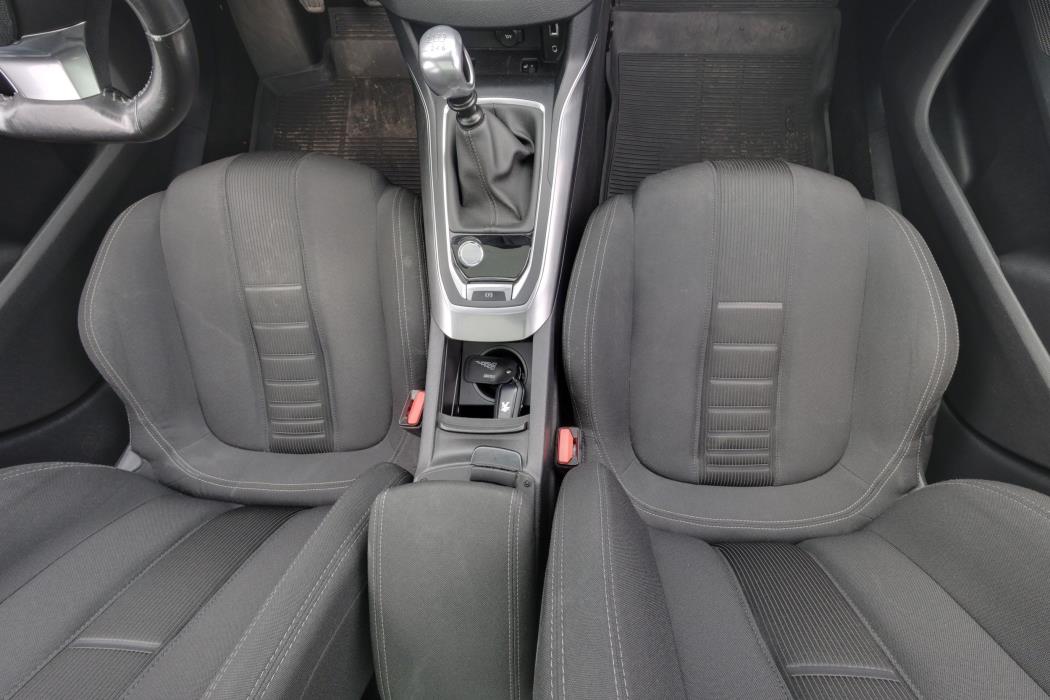 Peugeot 308 2014