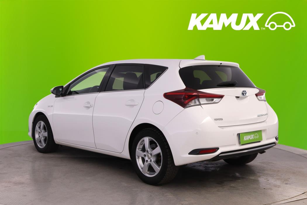 Toyota Auris 2016
